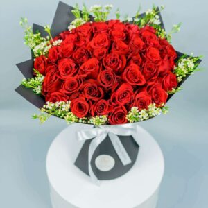 red-rose-flower-bouquet