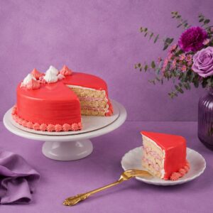 Strawberry Delight Cake